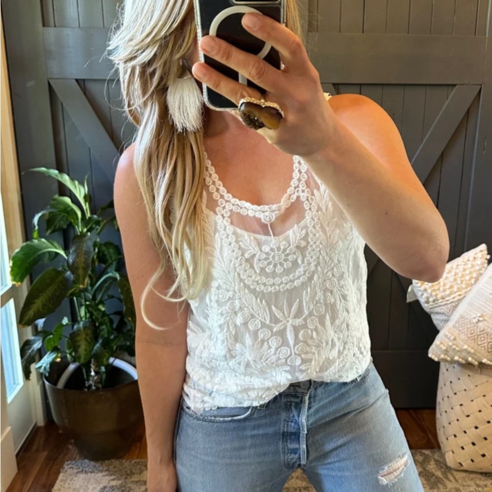 New White Eyelet Lace Tank Top Sleeveless Blouse Layering Boho - Picture 8 of 10